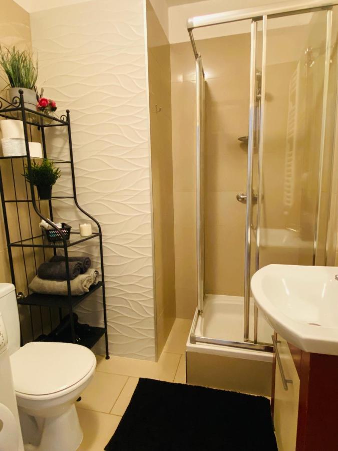 Station Arianska Apartment คราคูฟ ภายนอก รูปภาพ